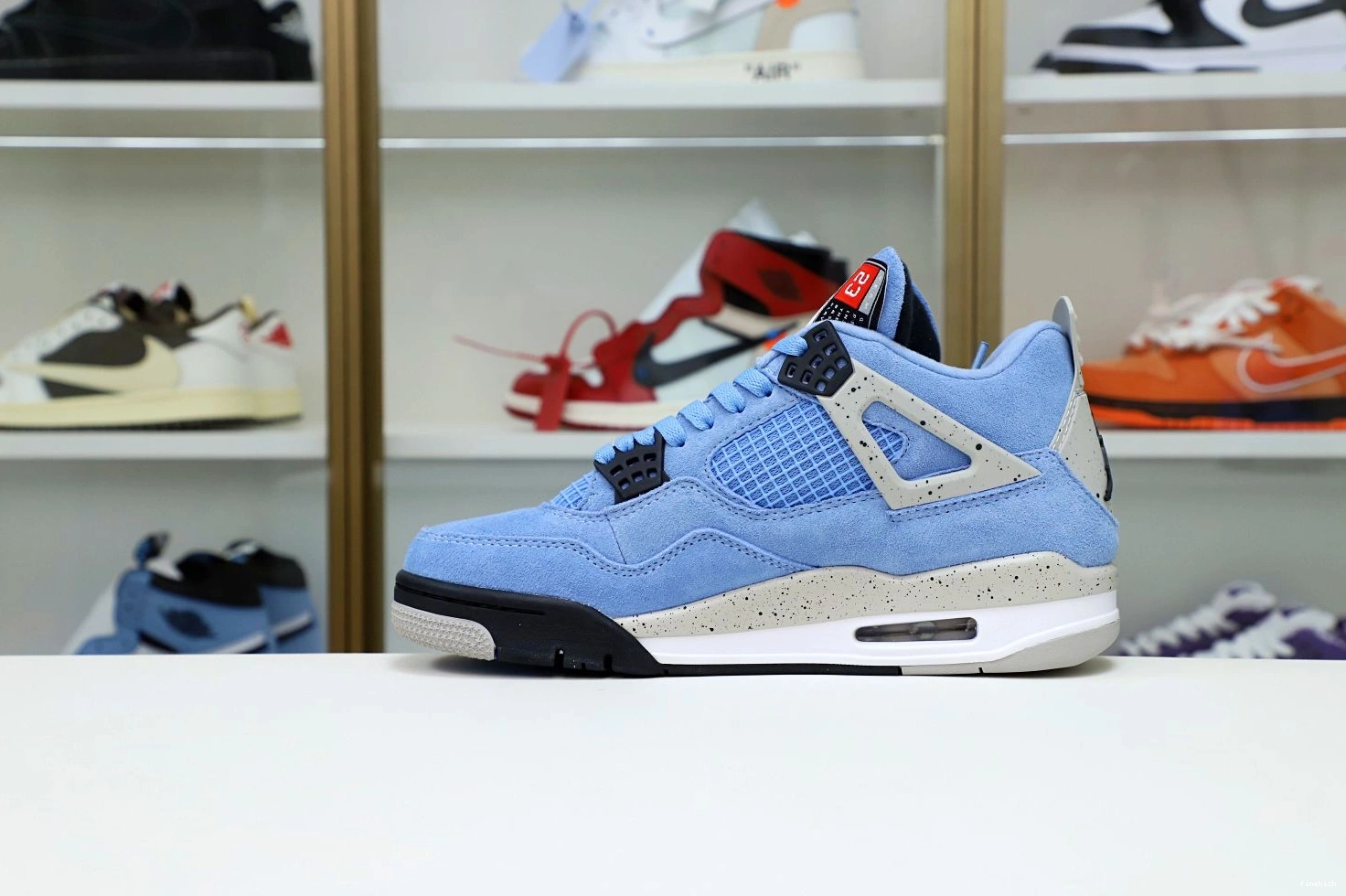 JORDAN 4 UNIVERSITY BLUE AIR 0928